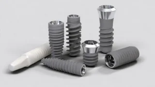 عيادة تركيبات أسنان